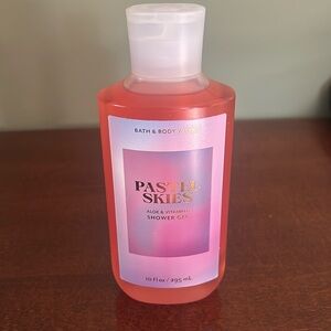 Bath & Body works Pastel Skies Shower Gel NWT